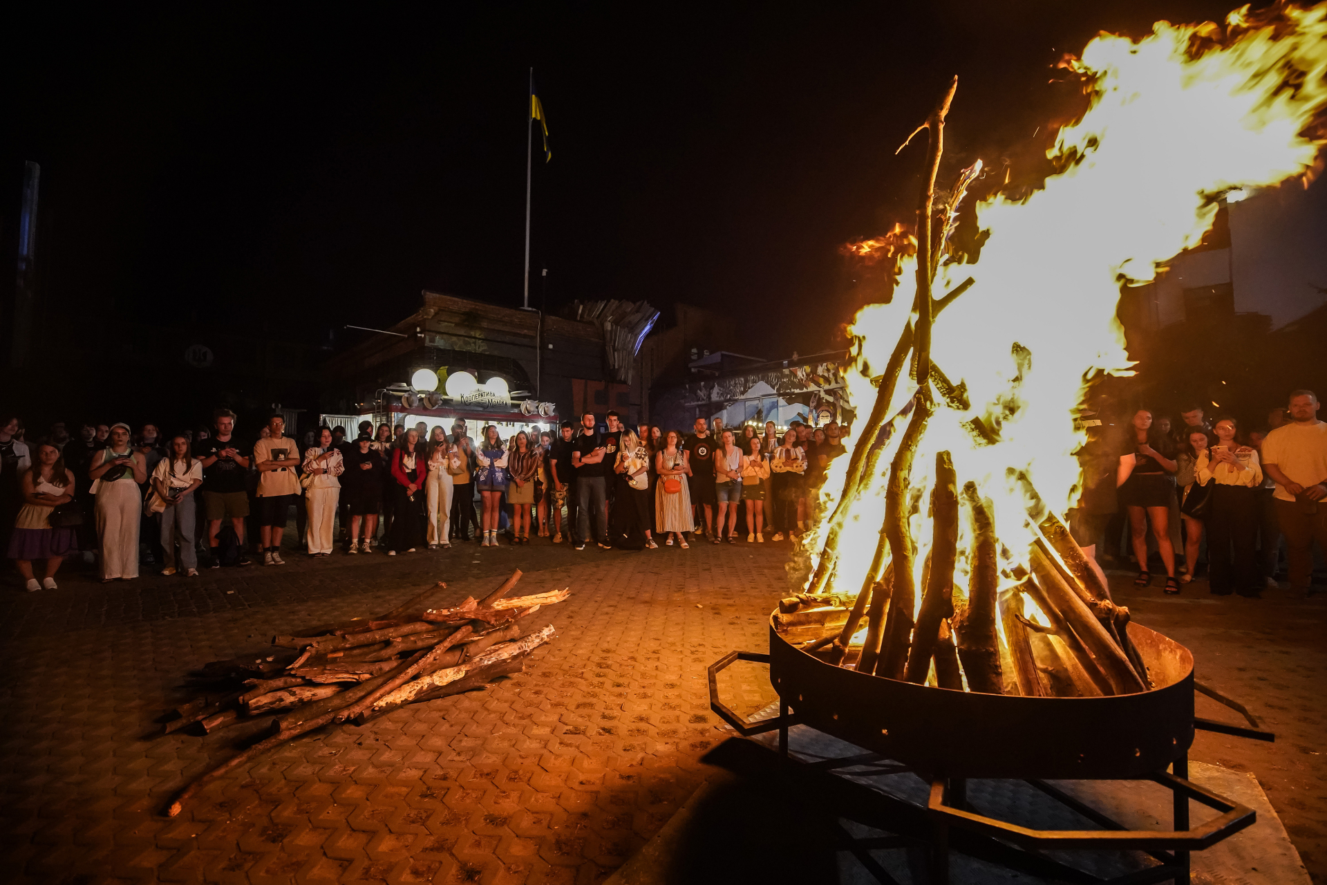 З ватрою співали пісні, що любила Ярина